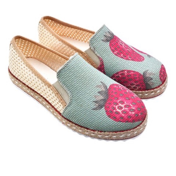 goby Shoes - ADORABLE GOBY ( NWT)
